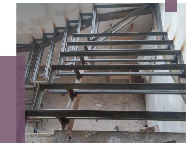 Демонтаж лестниц в Салехарде от 4496 руб. 