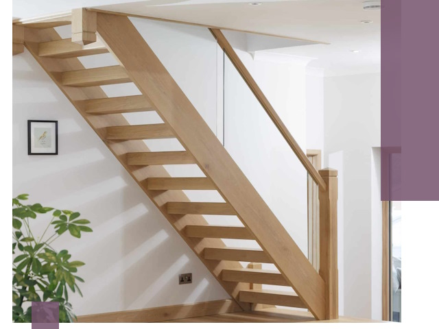 Изготовление деревянных лестниц под ключ в Салехарде для дома