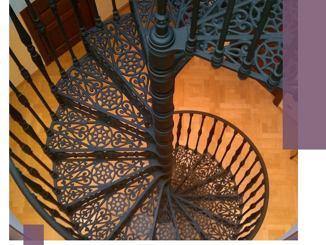 Винтовые лестницы под ключ в Салехарде: производство и монтаж