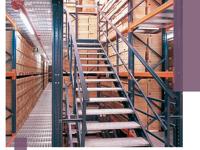 Лестницы складские прочные и безопасные под ключ в Салехарде