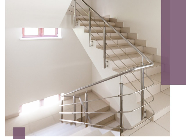 Установка и замена перил в подъезде в Салехарде