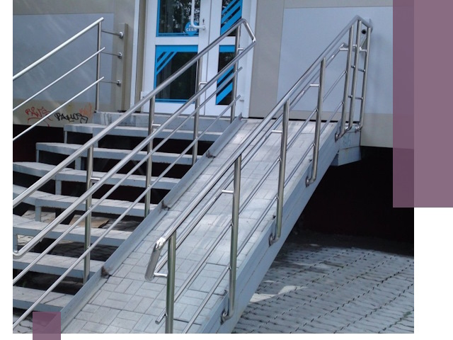 Пандус на крыльцо под ключ в Салехарде: монтаж и изготовление