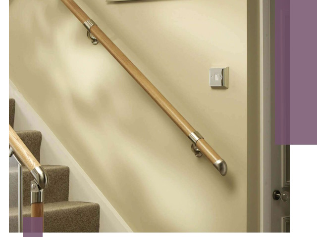 Монтаж пристенных поручней профессионально в Салехарде